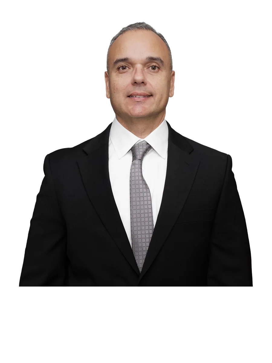Hernan Avendano, Office Manager at Worldwide Legal Services
