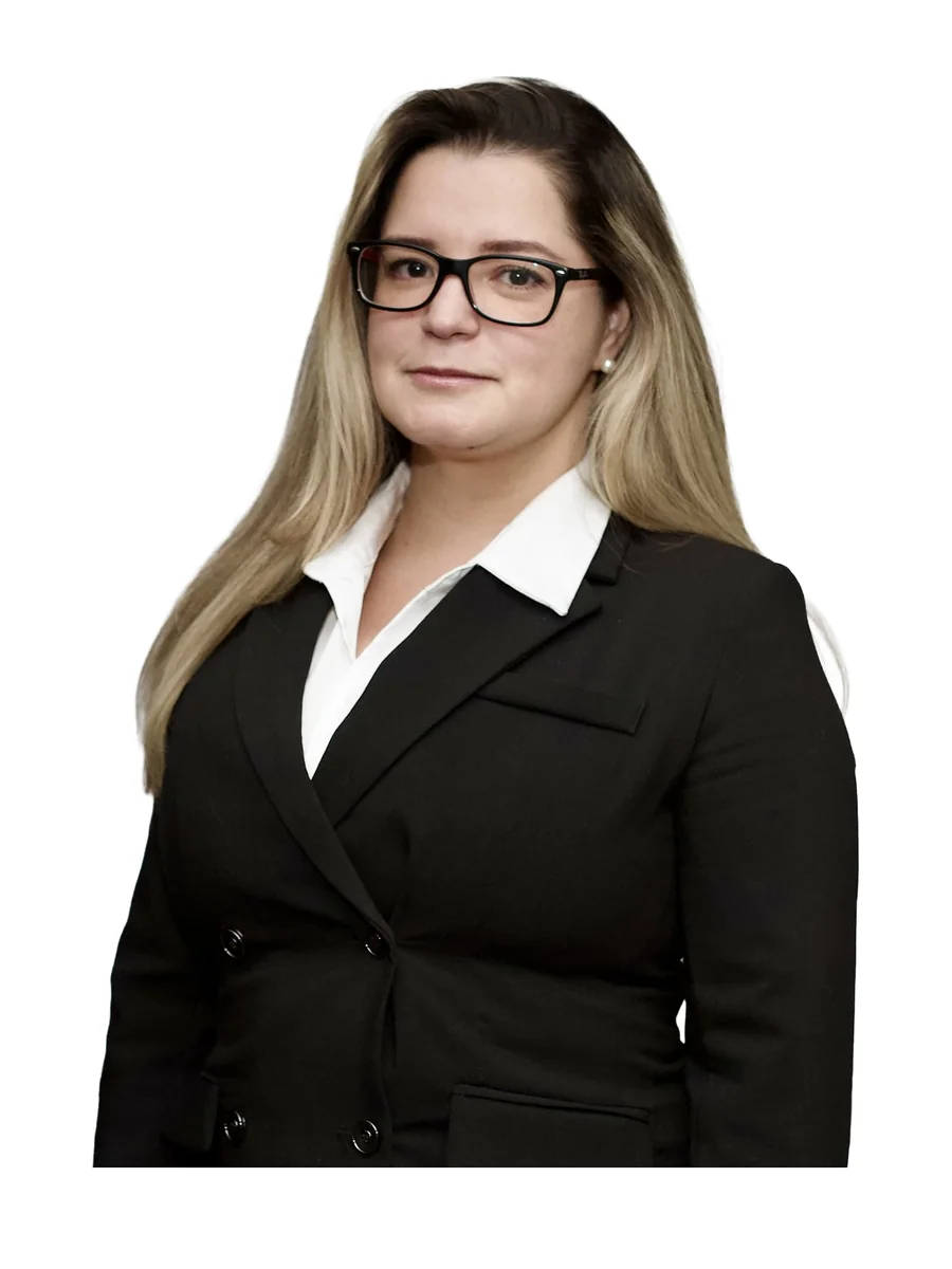 Karen Schwab, Receptionist at Worldwide Legal Services